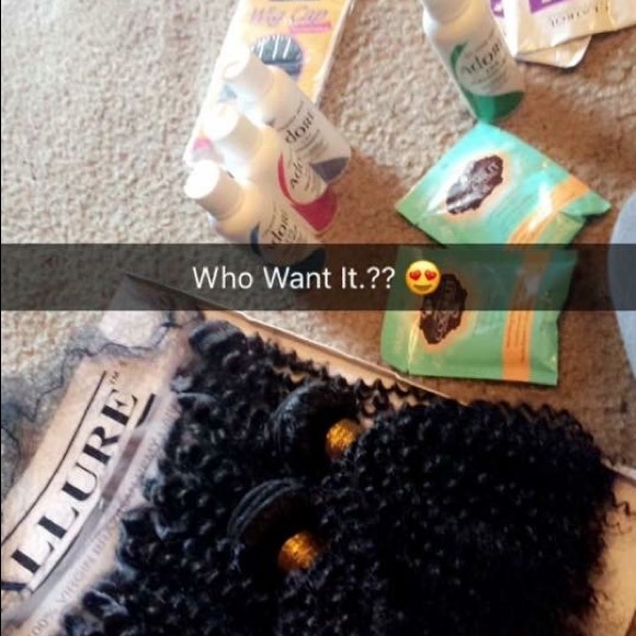 Jamaican inspired wig - Picture 2 of 2